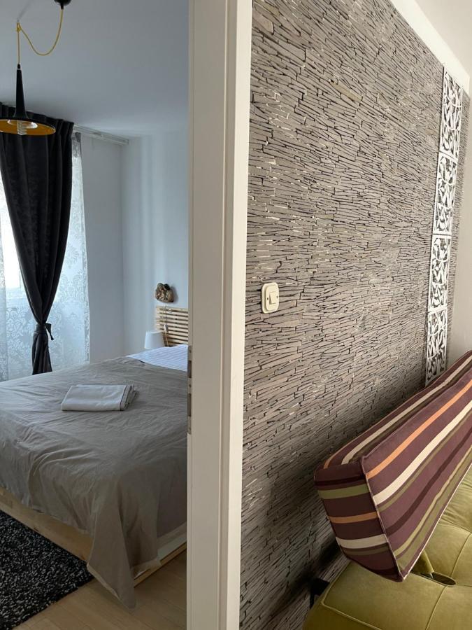 Apartments Kremenic 크레스 외부 사진
